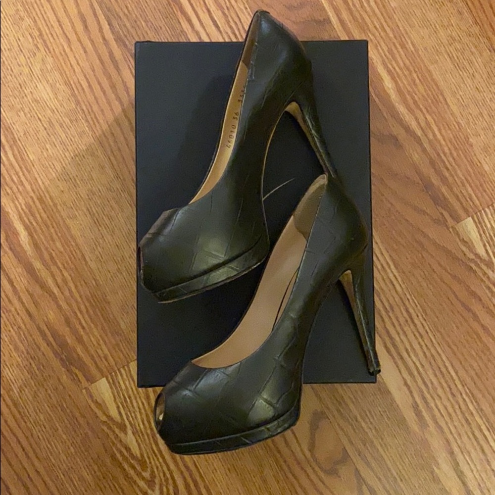 Giuseppe Zannoti Sharon Heels